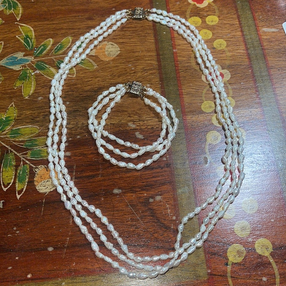 Sterling Findings/Pearls Necklace
